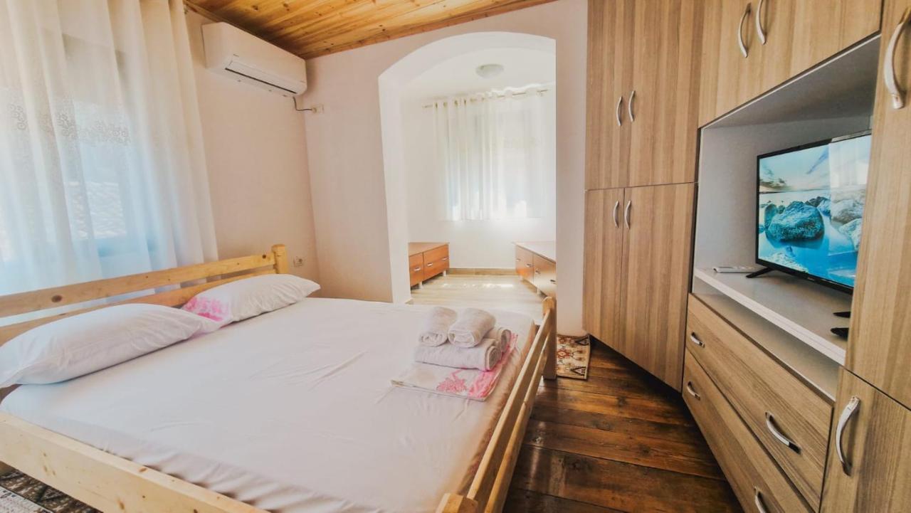 Guesthouse Kroi City Center Берат Экстерьер фото