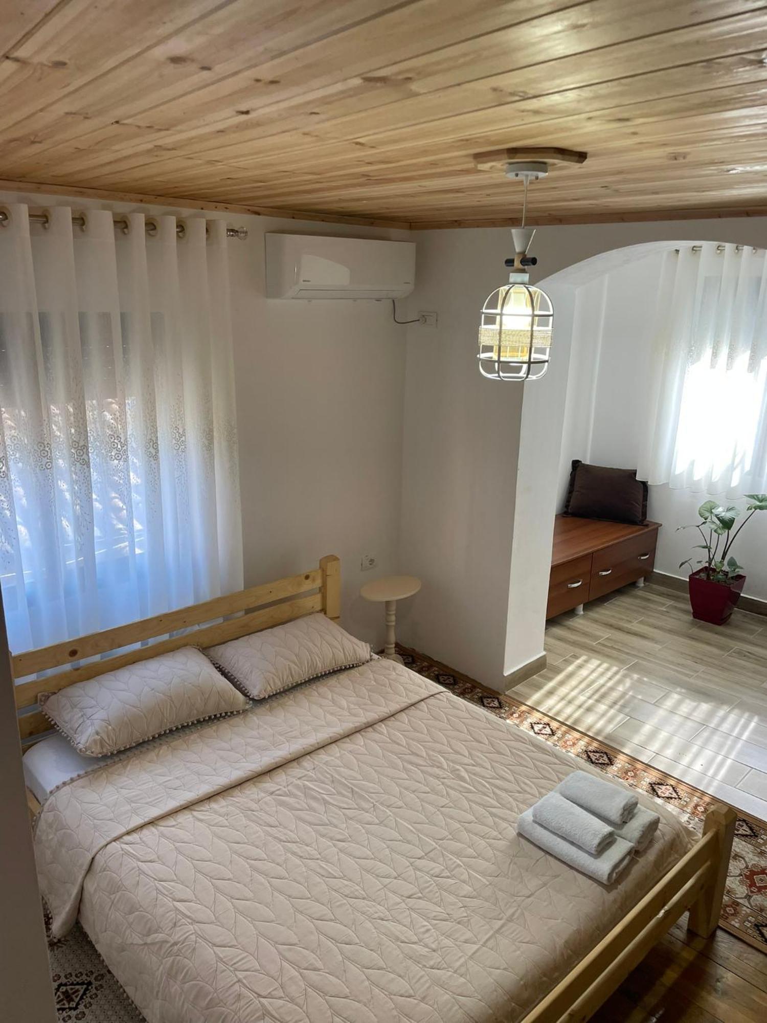 Guesthouse Kroi City Center Берат Экстерьер фото